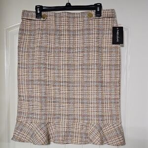 NWT WOMENS SKIRT